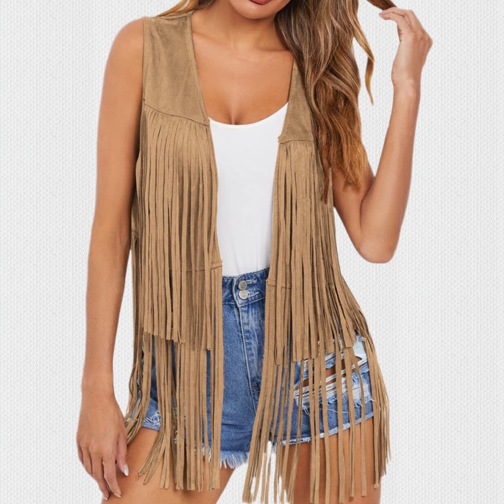NWOT Cropped Brown Vest W/ A Fringe Hem  - Med